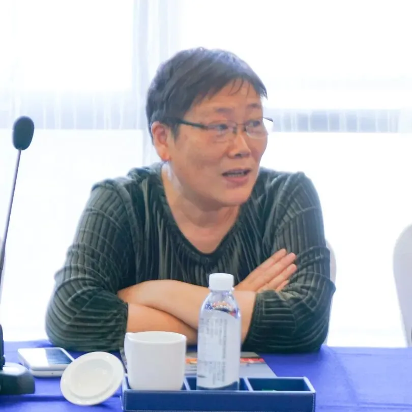 共庆重阳节 共话新发展——昆山市市场监管局召开老干部情况通报会