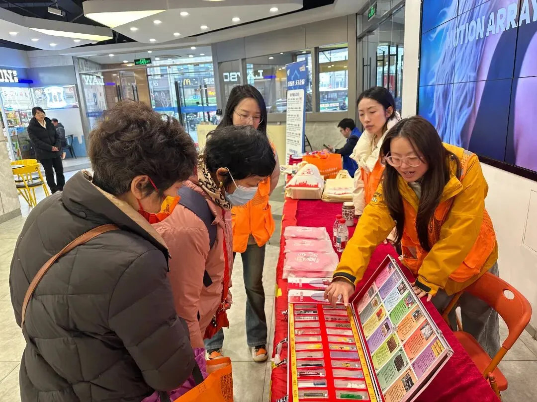 弘扬社工精神,守护无毒市场