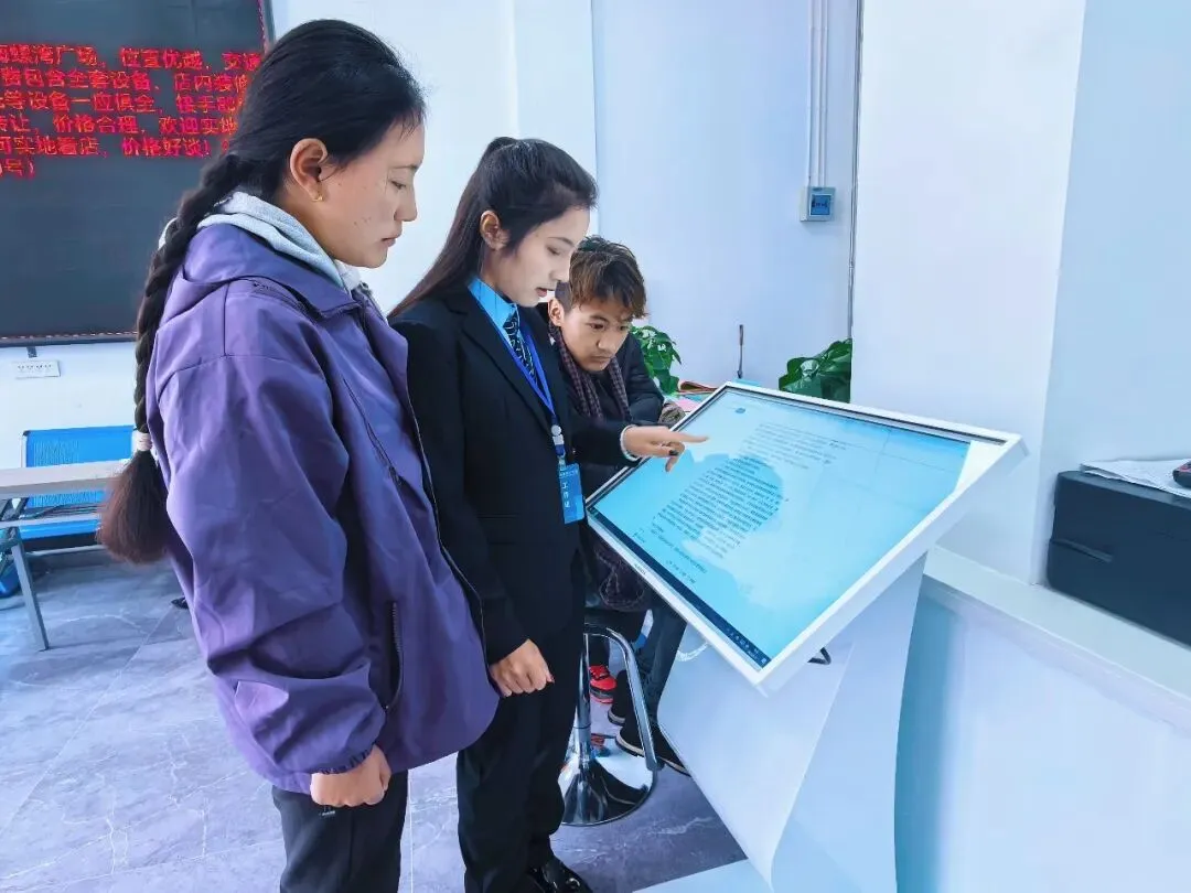 夏河:零工市场“小平台” 托起群众“大就业”