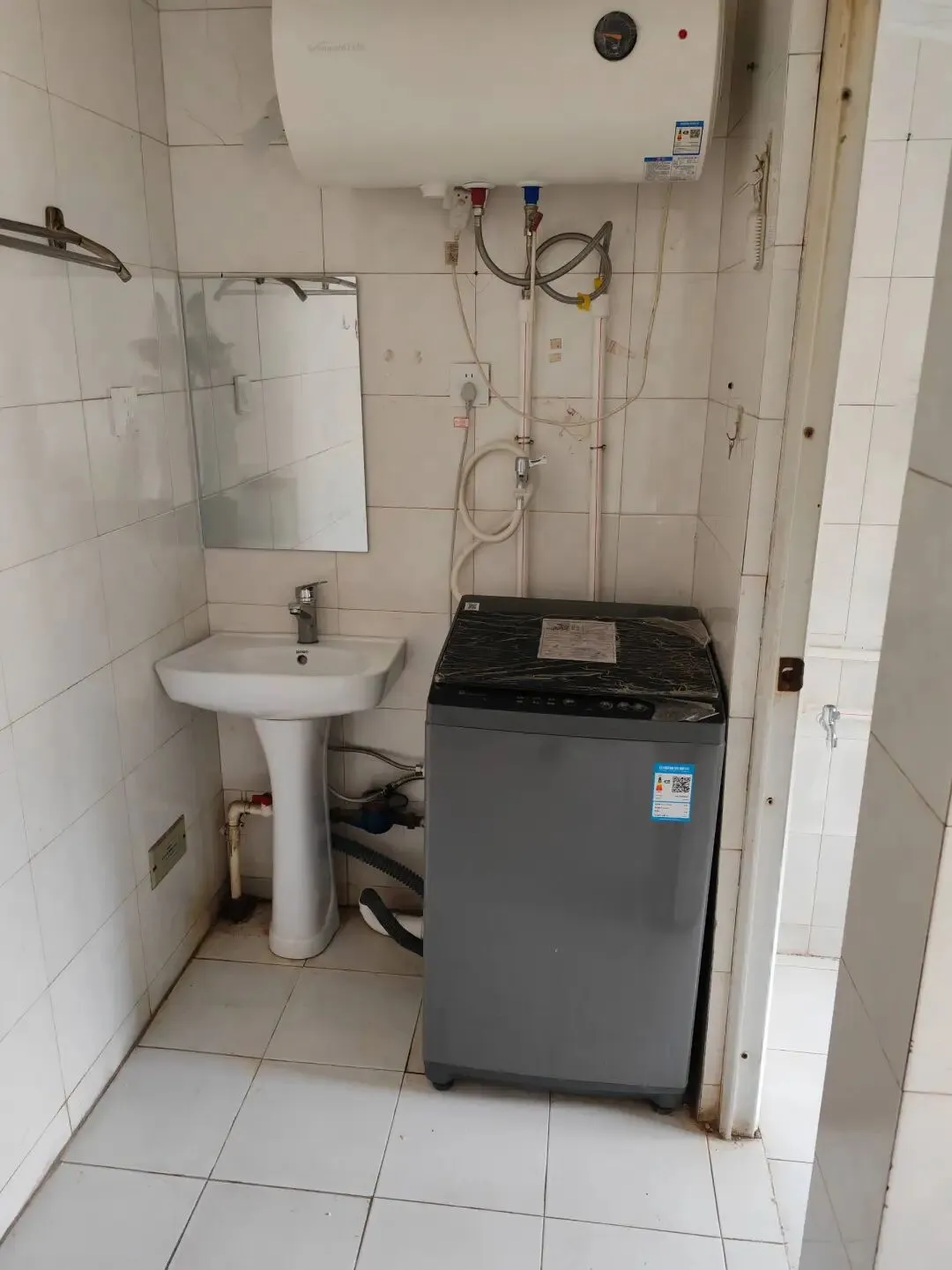 【长沙雨花区】高桥火焰大市场 两室两厅 1350/月