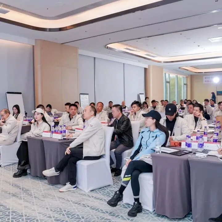 长松派爆品高手训练营《 AI+爆品营销》