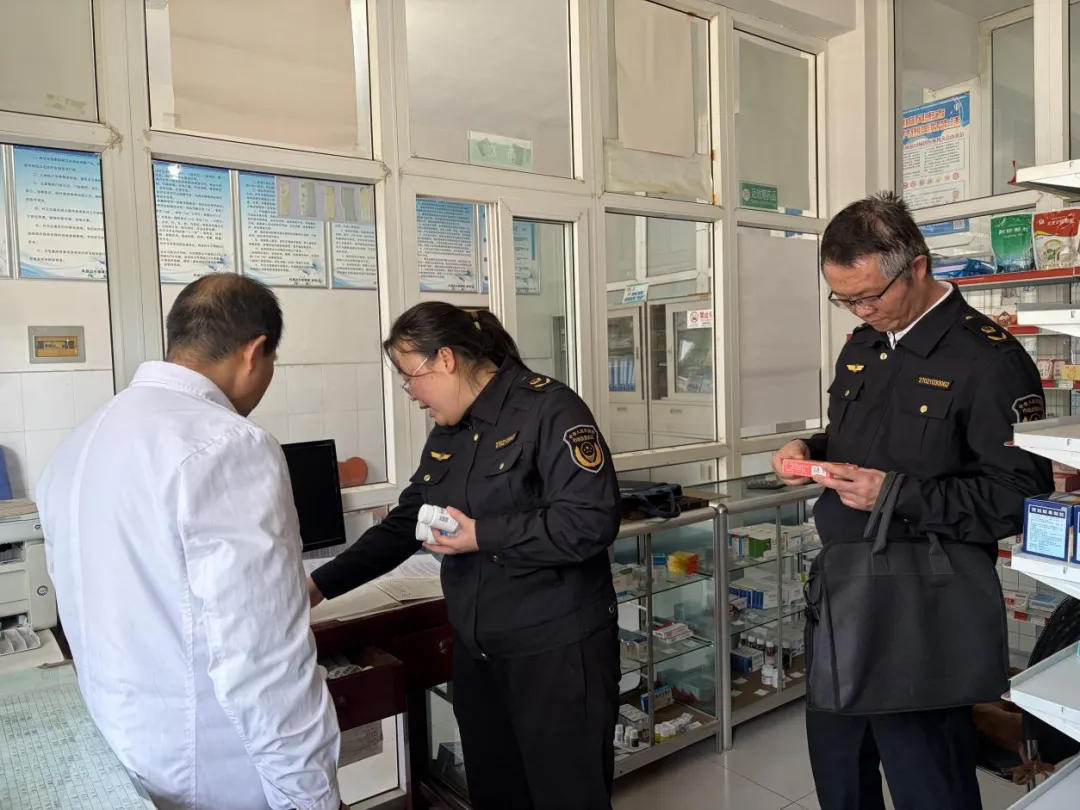 守护乡村“药箱子”——凤县市场监督管理局全面开展农村药品质量安全专项治理