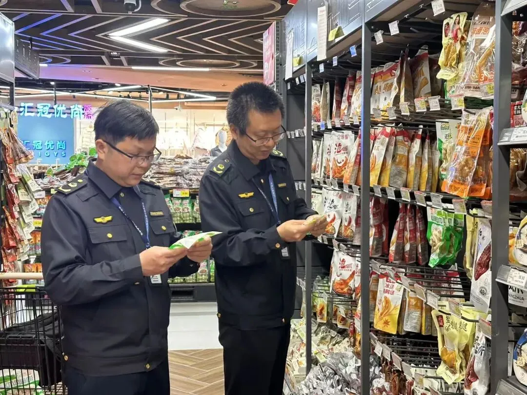 梧州市市场监管系统针对央视“3·15”晚会曝光问题迅速开展排查整治