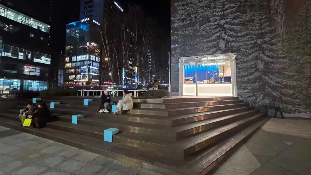 商业考察随记|现代百货三成洞店:主题营销在传统百货空间的应用