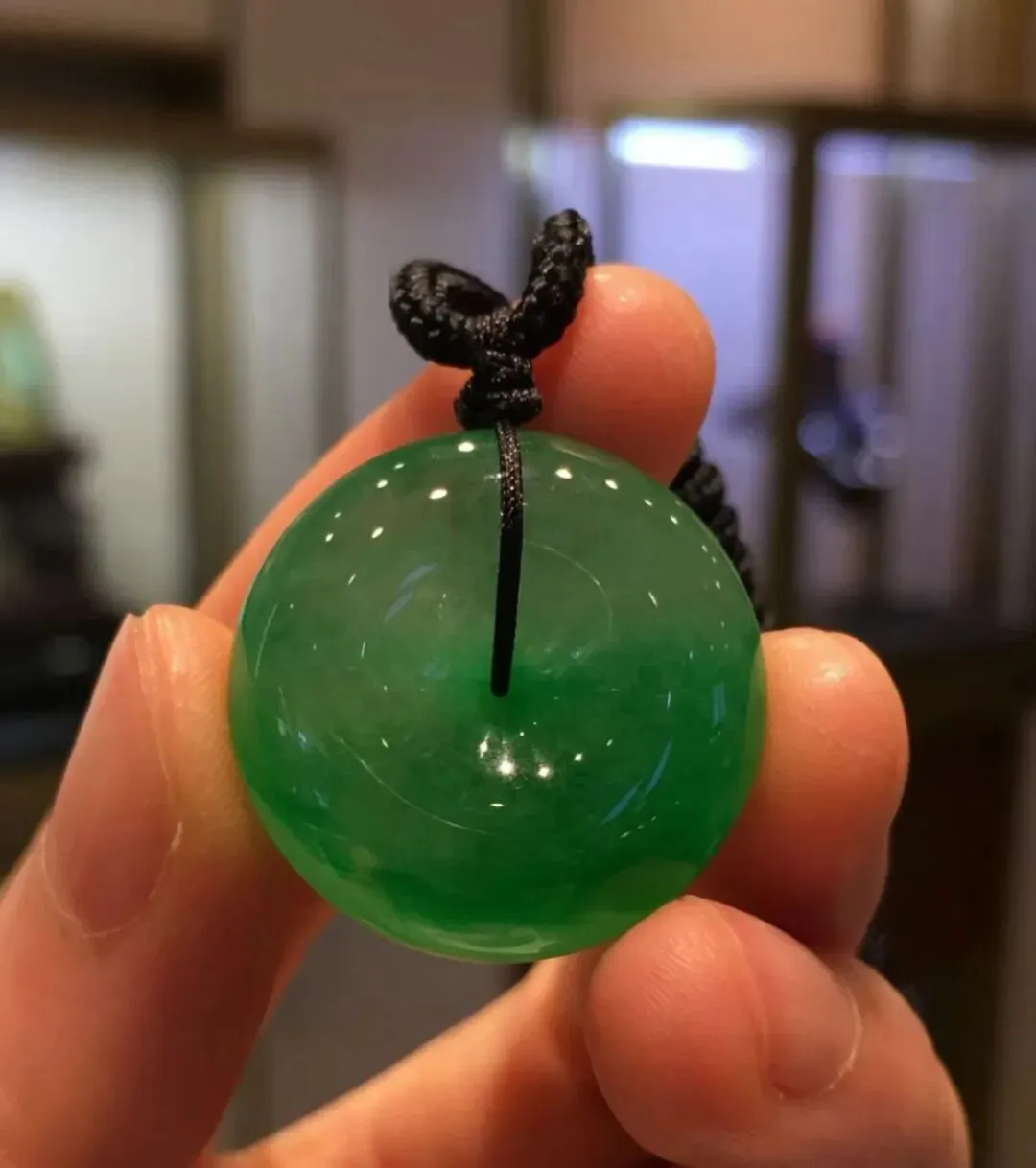 绿色翡翠占有翡翠市场的半壁江山