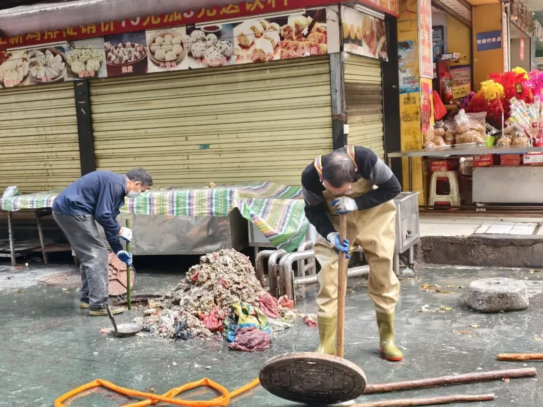 开局八好•惠民生增福祉 | 市场污水外溢“堵”民心 多方联动解决“排”民忧