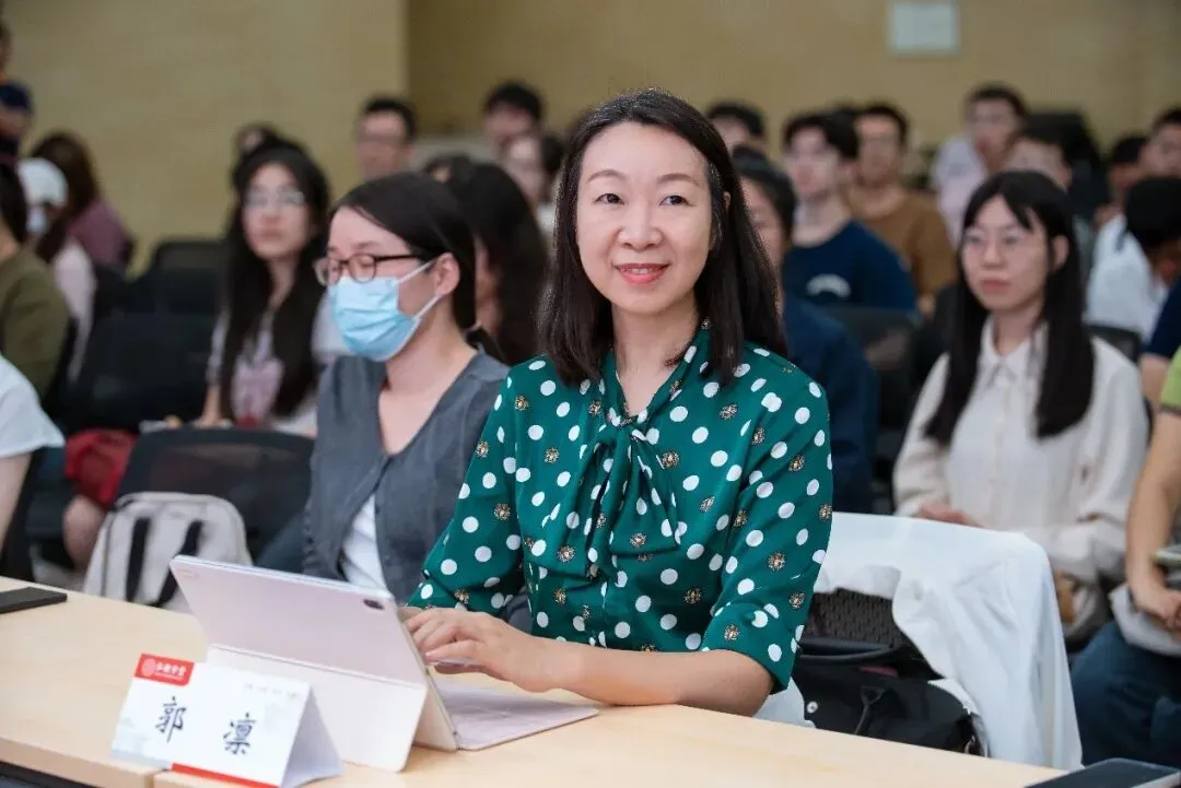 弘毅科创论坛 | 第一讲——资本市场赋能拔尖人才培养:长江证券刘元瑞在武汉大学启迪未来科创领袖