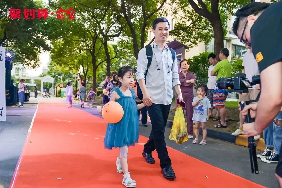 如何借热点营销打造爆款,聚划算提供了一种可能!