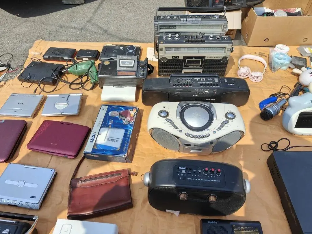 大连最大的旧货市场竟在这!很多人半天都逛不完