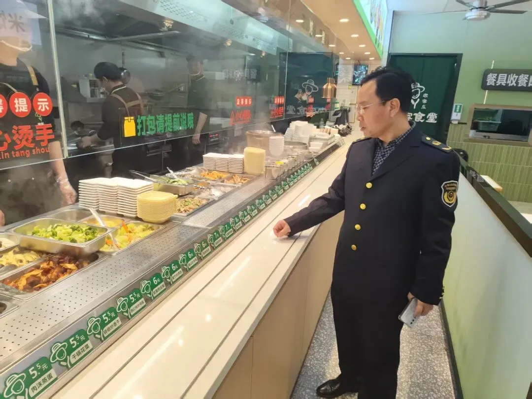 鼓楼区市场监督管理局聚焦“合、源、严”三字诀,筑牢网络餐饮食品安全屏障