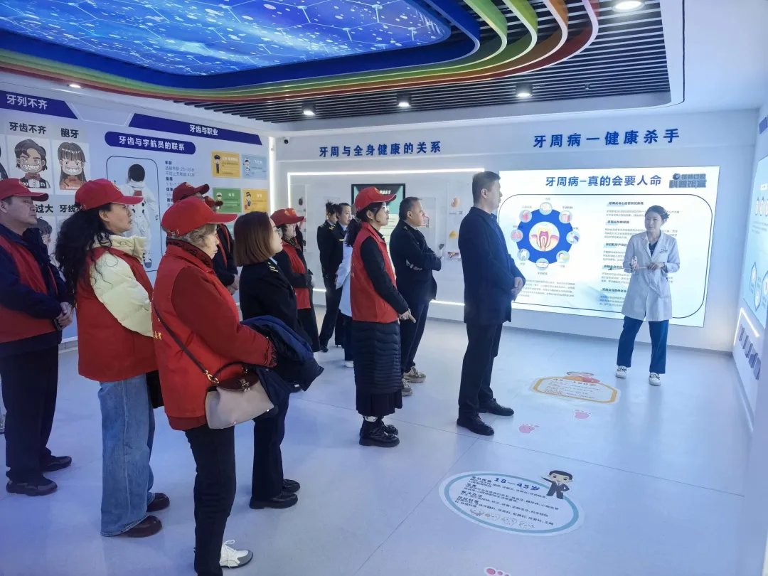 盟市场监管局联合盟消协开展“走进锡林牙科口腔科普馆——月月3·15消费体察活动”