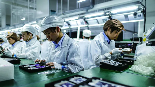 内存价格翻倍,供应链承压:手机涨价潮下市场格局如何重塑?