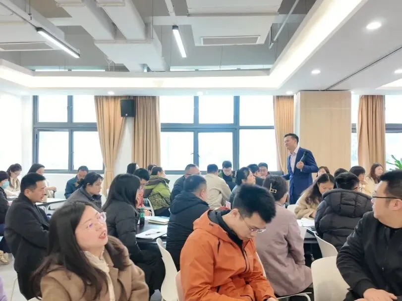 绵人协公开课《政企大客户人际关系与营销艺术》圆满结束!