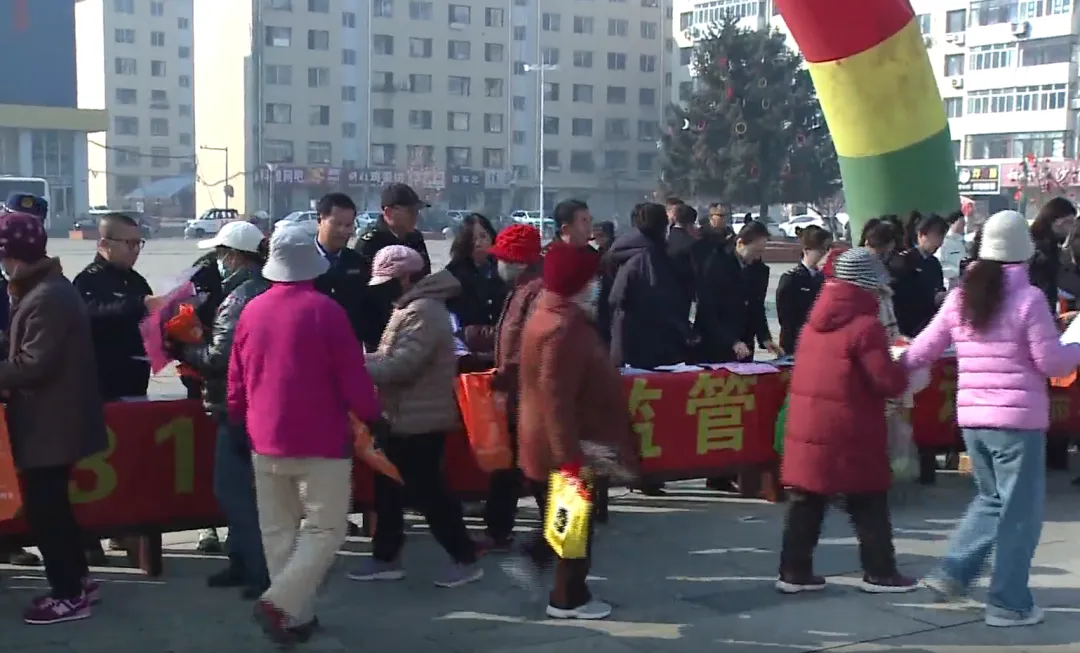 我区多部门联合开展“走进3·15 市场监管再行动”主题活动