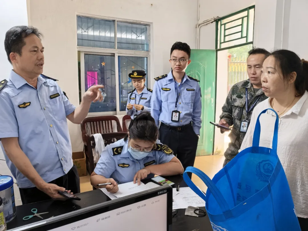 县教育局联合县疾控中心、县市场监督管理局开展诺如病毒防控专项督导检查