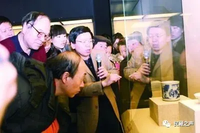 艺术品市场火爆!不仅国家政策推动,还有富豪带动发展!