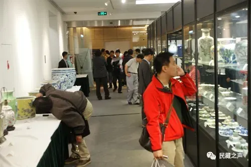 艺术品市场火爆!不仅国家政策推动,还有富豪带动发展!
