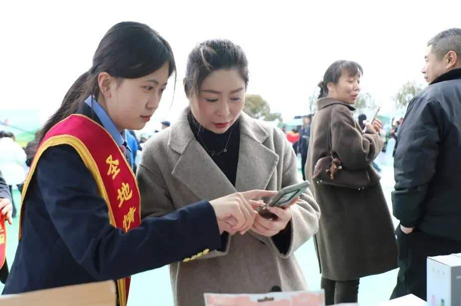 花海赴春约,高铁通南北!跨区域联合营销,解锁三秦出行新体验