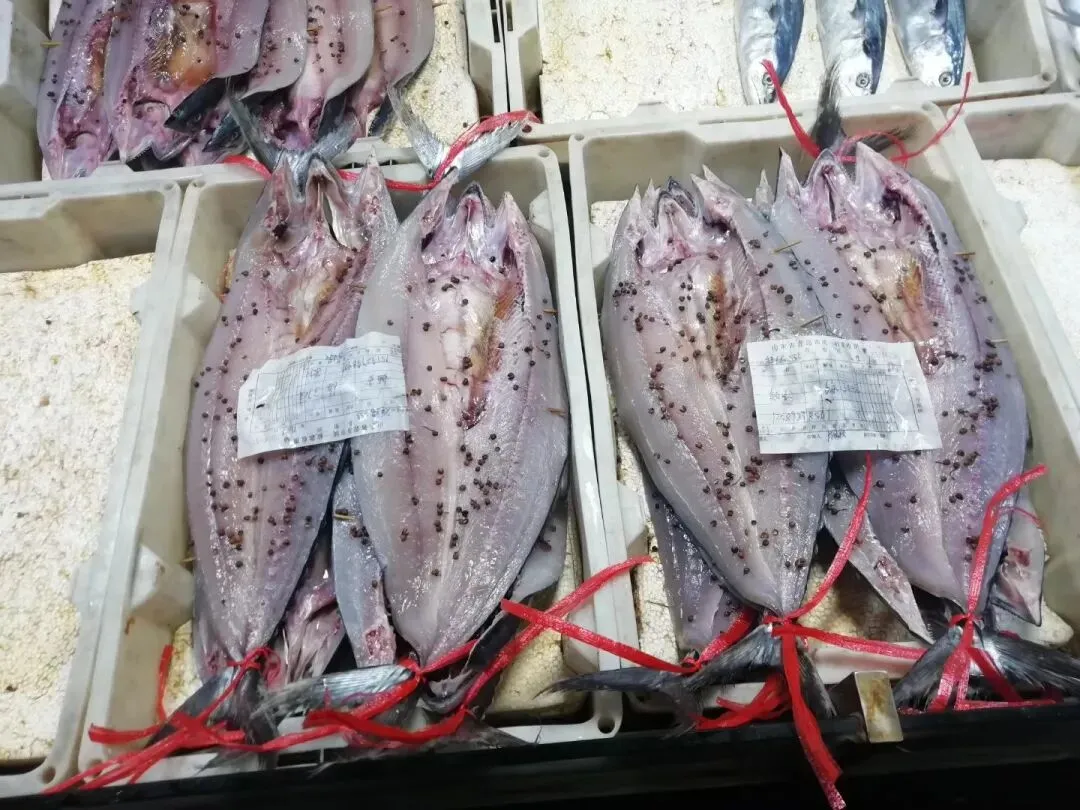 晒鱼干哪家强,山东青岛海鲜市场