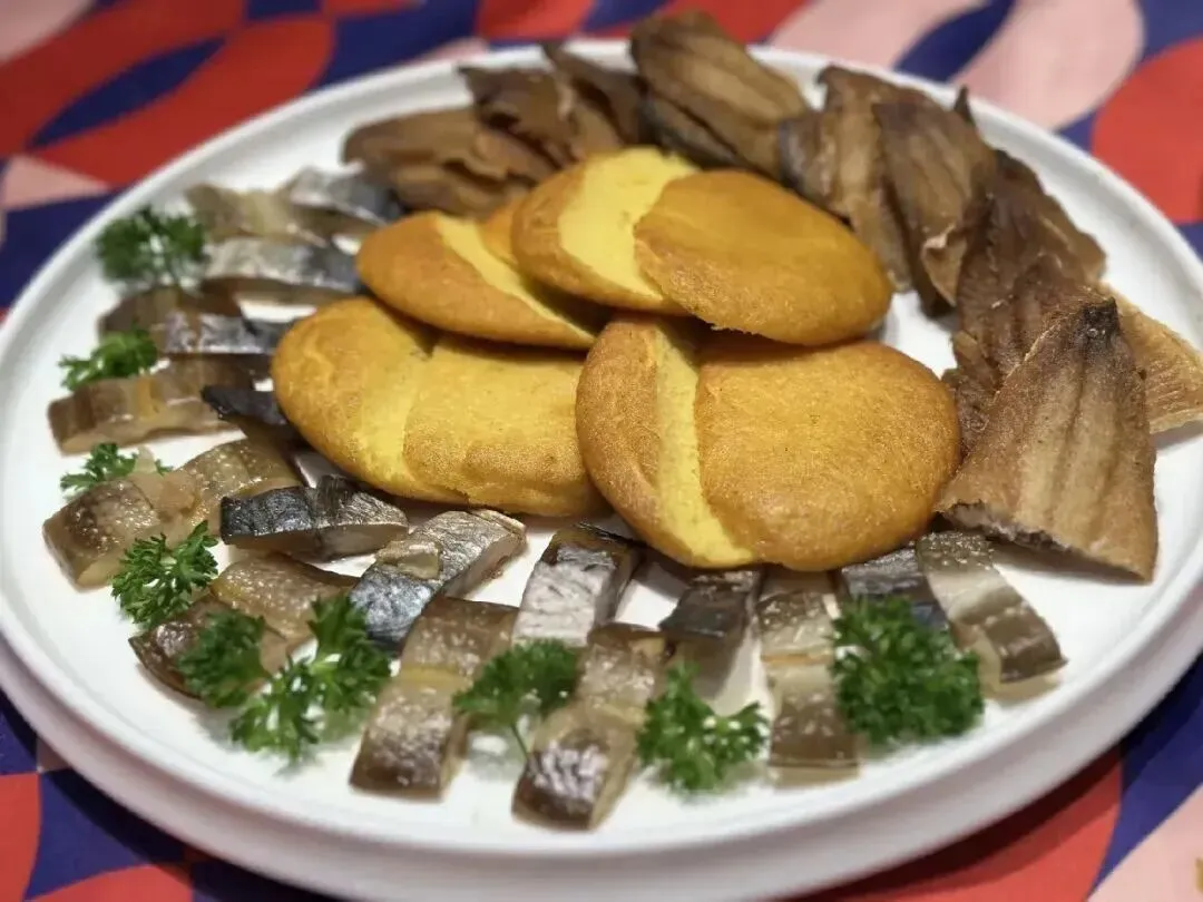 晒鱼干哪家强,山东青岛海鲜市场