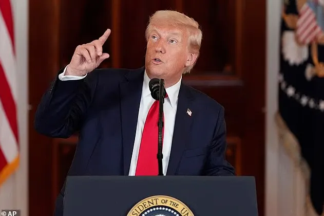 失控!全球市场一夜变天:油价飙升,股市从亚洲跌到华尔街,道指开盘一度跌超400点