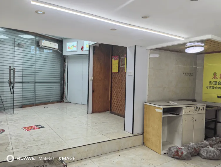 小广场古渡街木材市场十字路口| 空门面出租