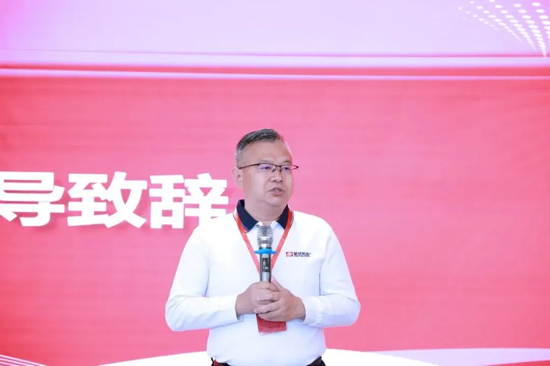 星讯| 鹭岛研讨“营销破局”,互学共进“聚力向新”——星艺装饰全国优才研讨·2026