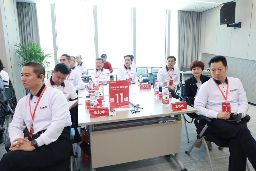 星讯| 鹭岛研讨“营销破局”,互学共进“聚力向新”——星艺装饰全国优才研讨·2026