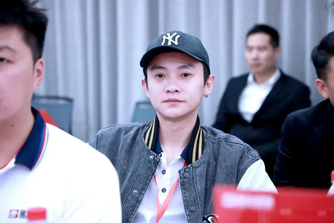 星讯| 鹭岛研讨“营销破局”,互学共进“聚力向新”——星艺装饰全国优才研讨·2026