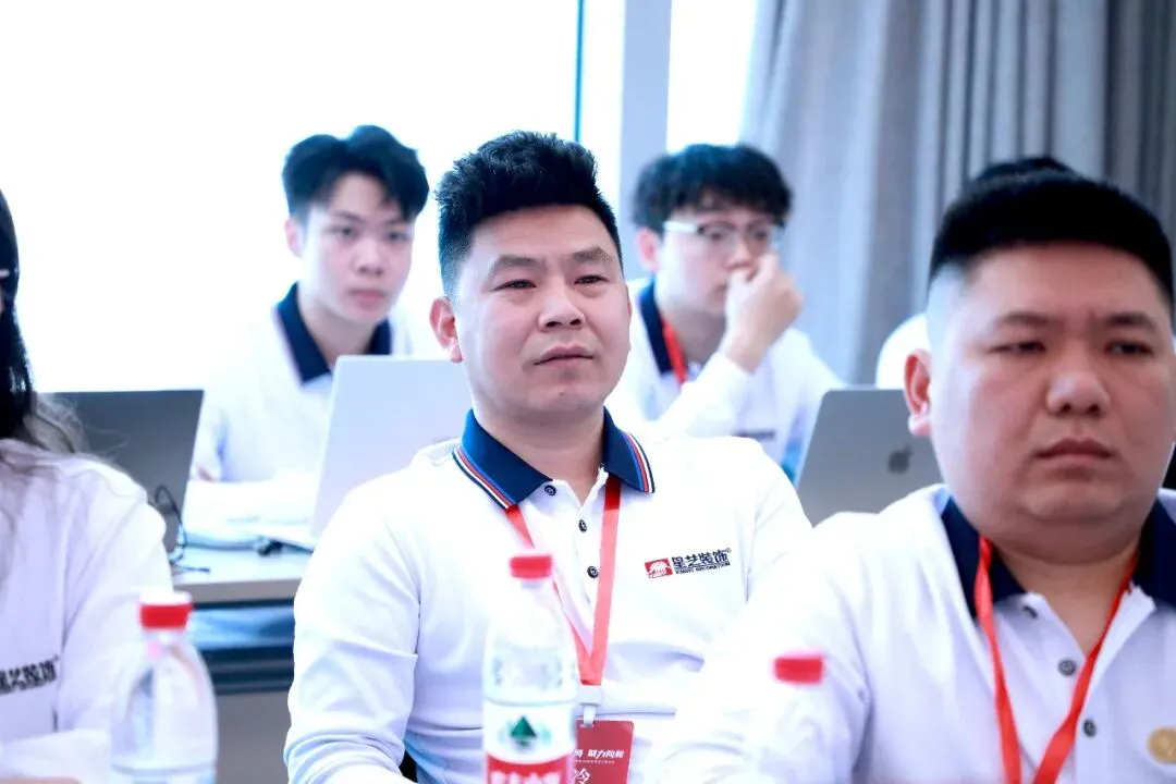 星讯| 鹭岛研讨“营销破局”,互学共进“聚力向新”——星艺装饰全国优才研讨·2026