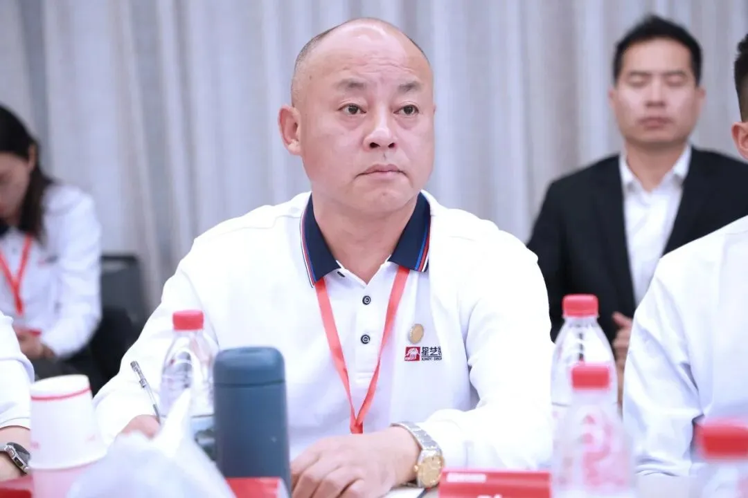 星讯| 鹭岛研讨“营销破局”,互学共进“聚力向新”——星艺装饰全国优才研讨·2026