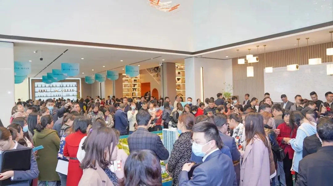 【喜讯】上饶桃李郡营销中心水投新洪物业正式进驻