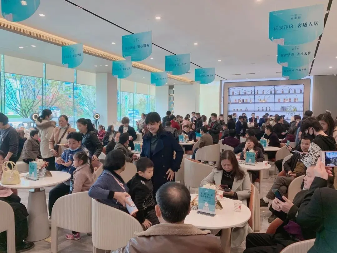 【喜讯】上饶桃李郡营销中心水投新洪物业正式进驻