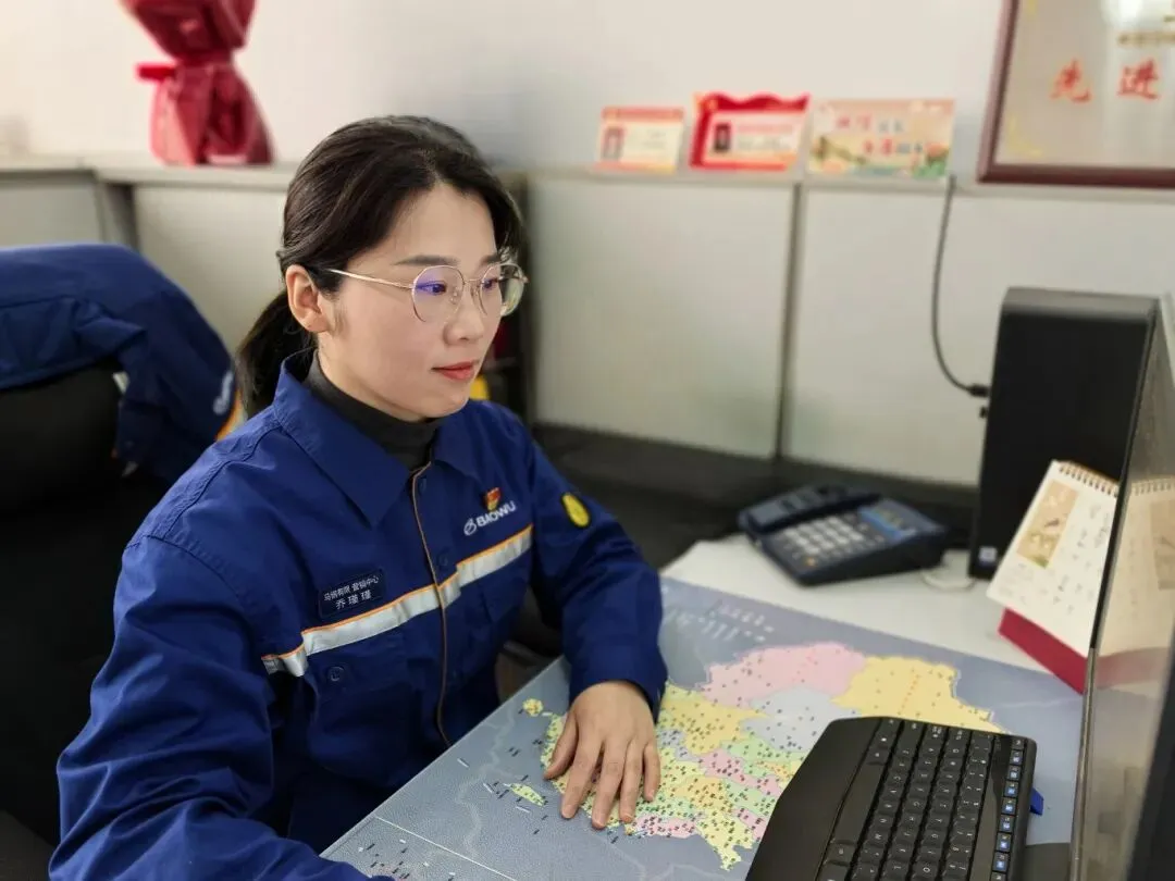 一月一先模 | 她如玫瑰,在营销一线扎根绽放