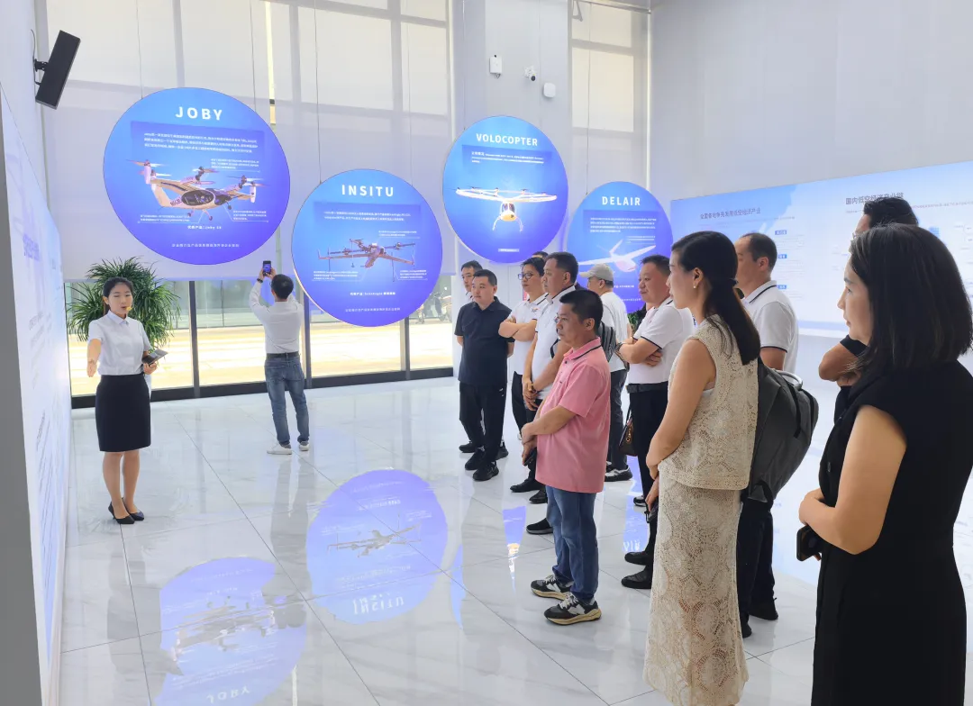 探索数字营销 解码低空经济 | 深圳市第四期“点燃学习”高级研讨班课程成功举办