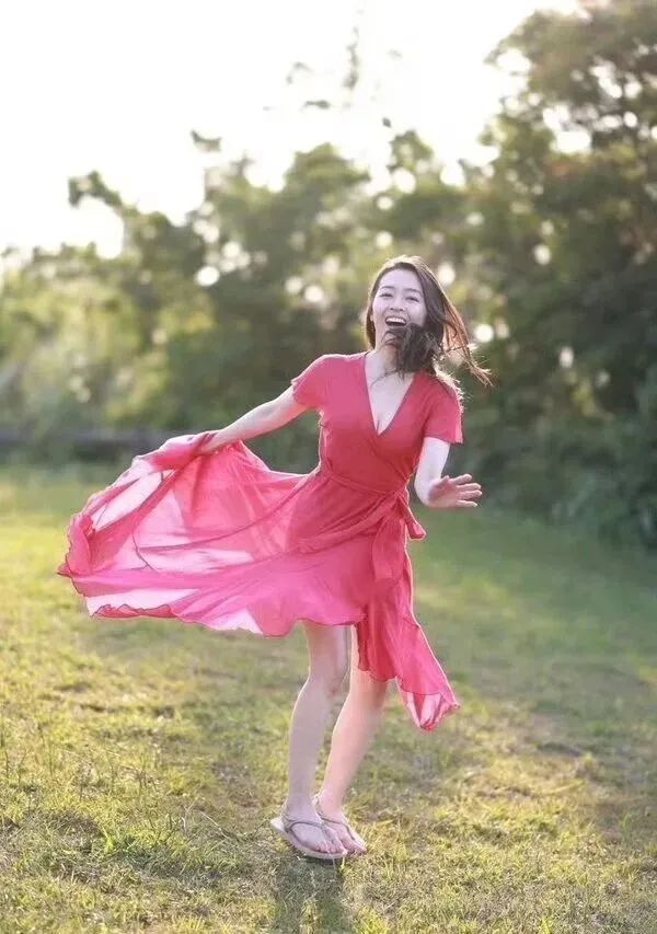 从芭蕾舞者到“炎上”女王:藤环奈的争议营销与她的聪明活法