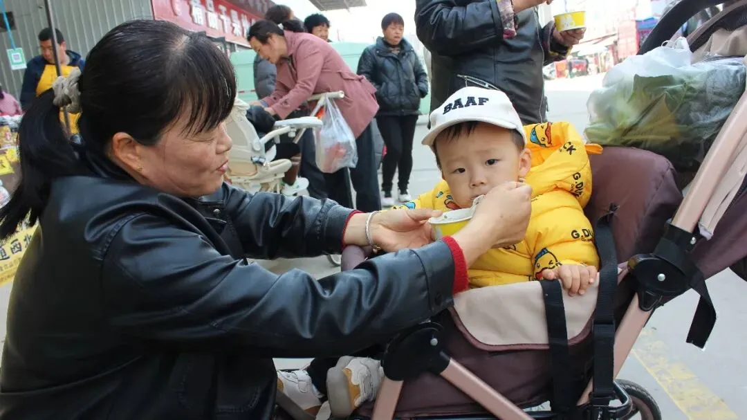 二月二龙抬头咸阳新阳光市场开展免费咥活动