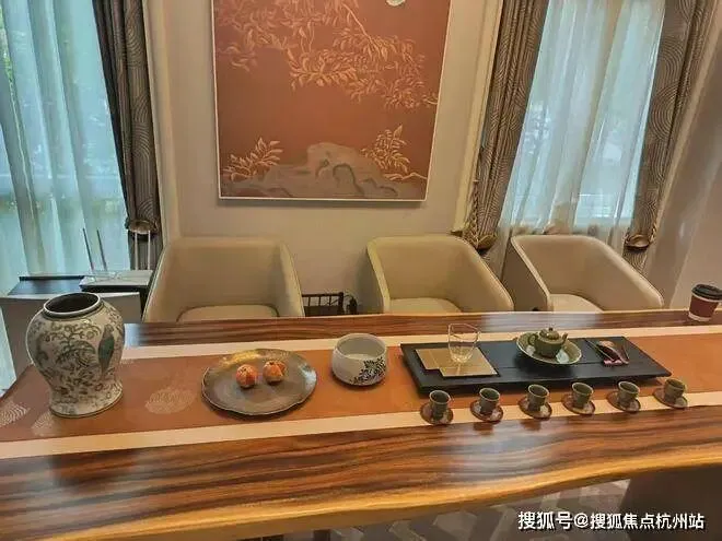 绿宝园翡梵别墅(营销中心)官方网站-上海绿宝园翡梵别墅销售中心(售楼处)-2026绿宝园欢迎您-地址-价格-户型-交房时间-绿宝园售楼处电话