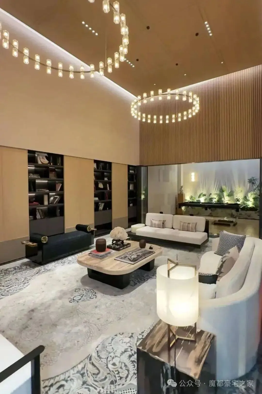 越秀外滩樾售楼处_越秀外滩樾(营销中心)官方网站_售楼处地址_越秀外滩樾售楼处电话_价格曝光_最新房源情况_户型_24小时咨询热线