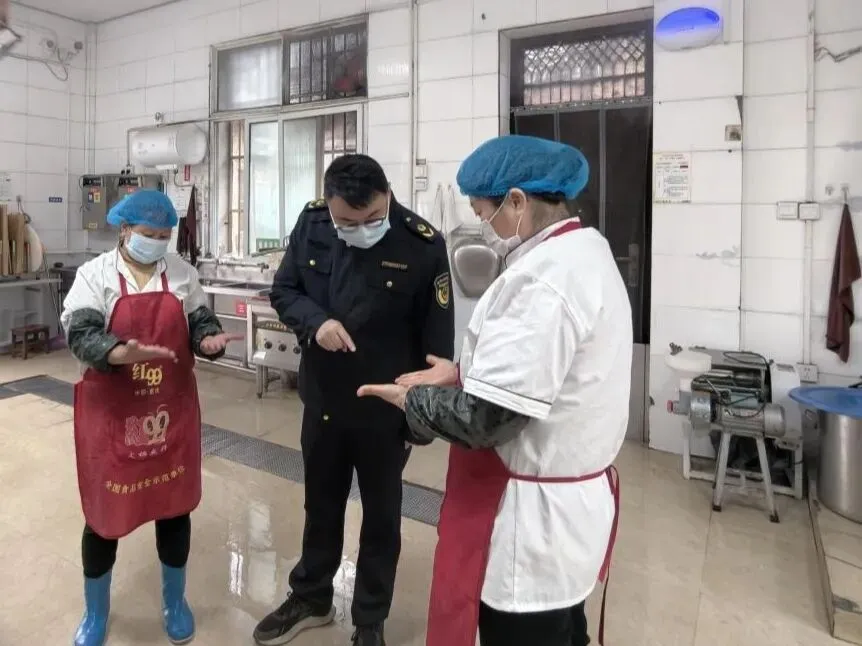 【基层动态】子午市场监管所:严守春季食安防线 守护师生舌尖安全