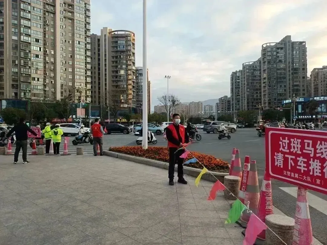 争优争先争效 | 宁德市市场监管局多形式开展学雷锋志愿服务活动