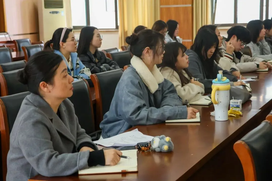 聚焦短视频阵地 赋能营销新增长 区文旅集团举办自媒体直播专题培训