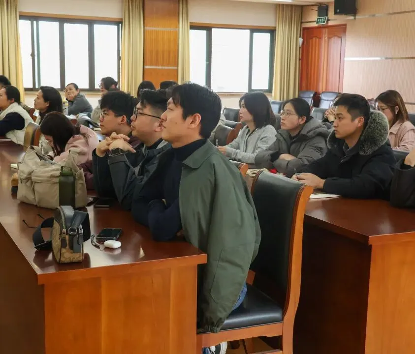 聚焦短视频阵地 赋能营销新增长 区文旅集团举办自媒体直播专题培训