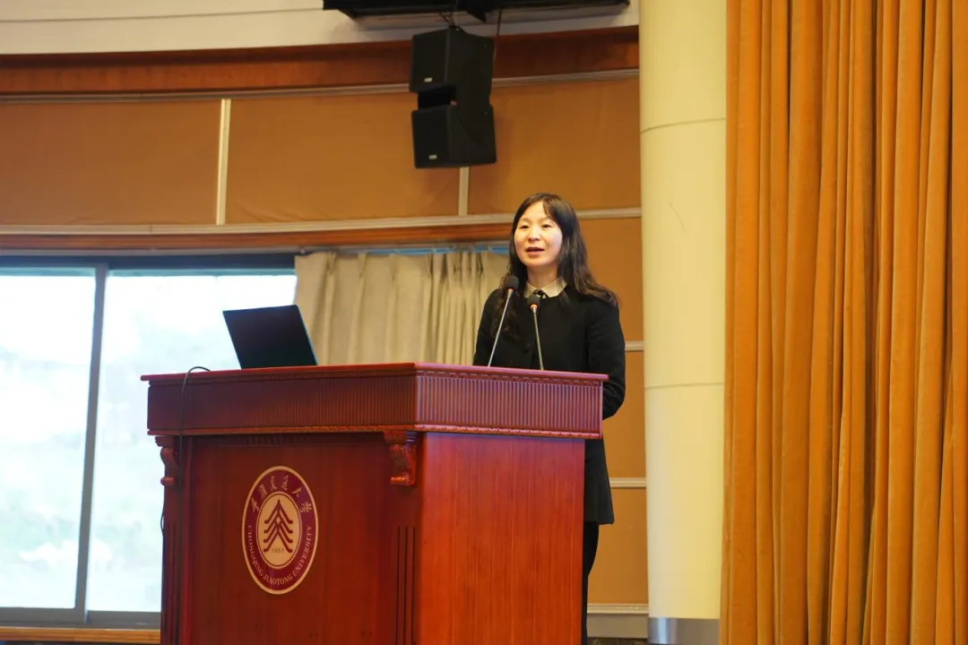 两江潮涌,创意新生——第18届大广赛营销创客单元名家名师巡讲燃动重庆交通大学