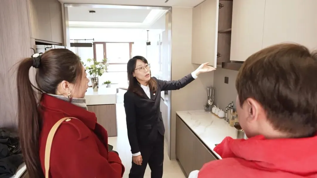 新时代·哈铁榜样 | 施中淼:勇闯市场的营销先锋