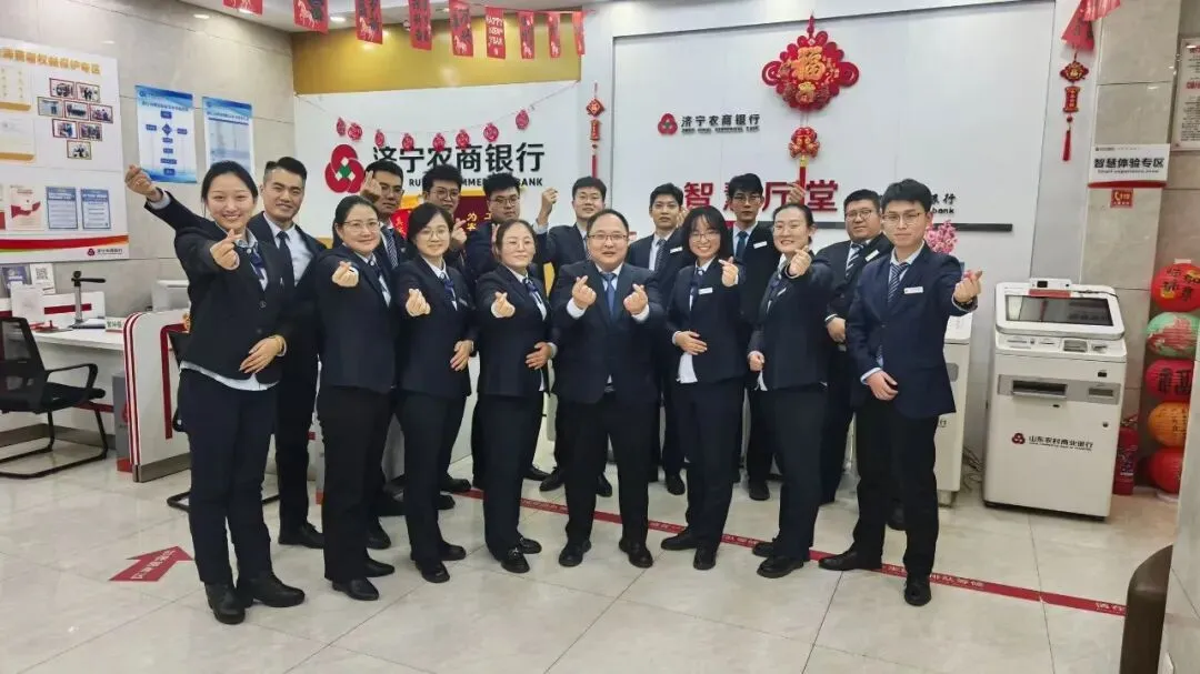 贴心服务 情系乡土|二月营销明星支行喻屯支行风采展示