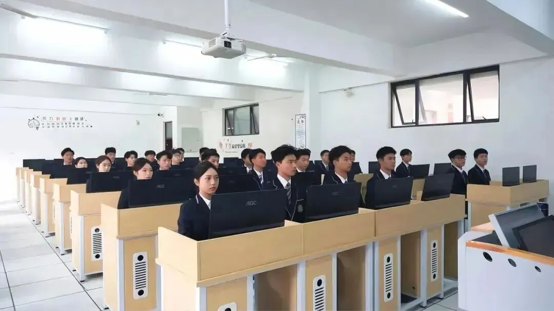 【单招季】专业介绍|计算机应用技术专业:用代码编织梦想,在数字天地破浪前行