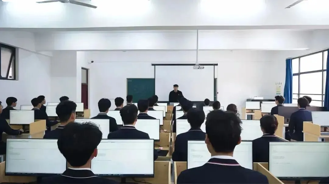 【单招季】专业介绍|计算机应用技术专业:用代码编织梦想,在数字天地破浪前行