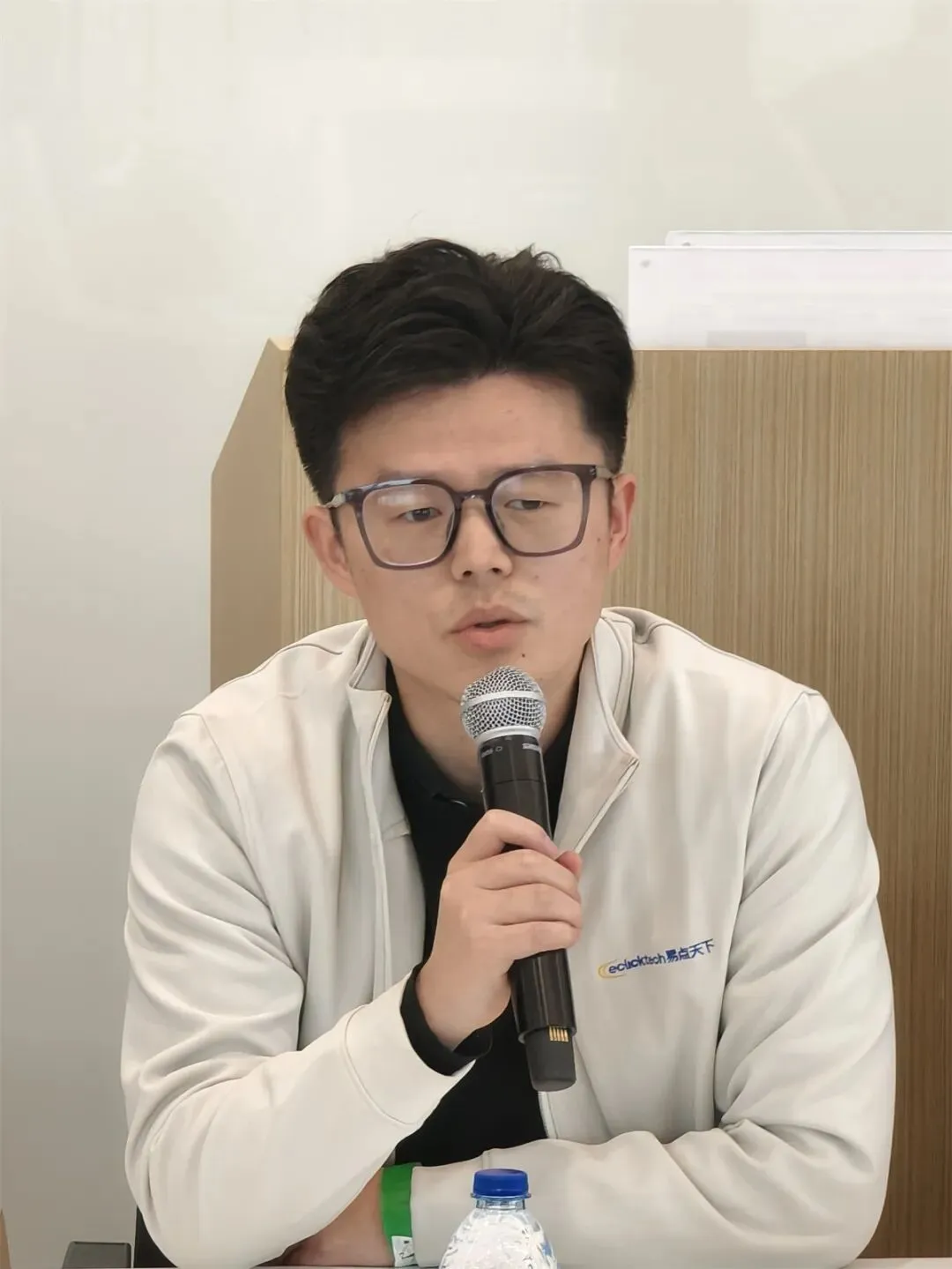 企业出海开拓全球市场,需要怎样的营销利器?