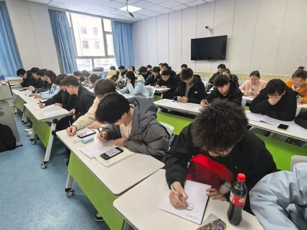 春归校园,适应向新 | 计算机科学与技术学院(软件学院)开展学生适应新学期生活专题座谈会